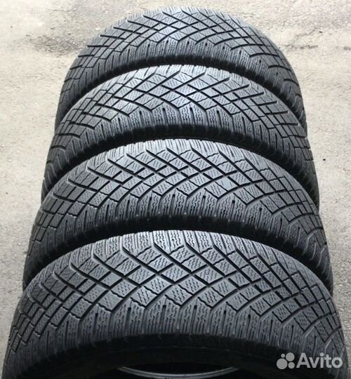 Continental ContiVikingContact 7 225/60 R16