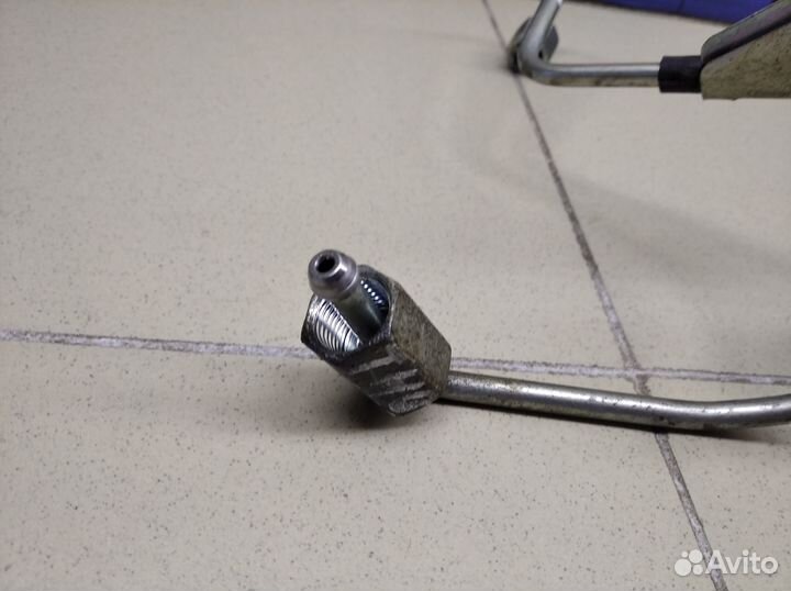 Трубка топливная Fortuner 2015