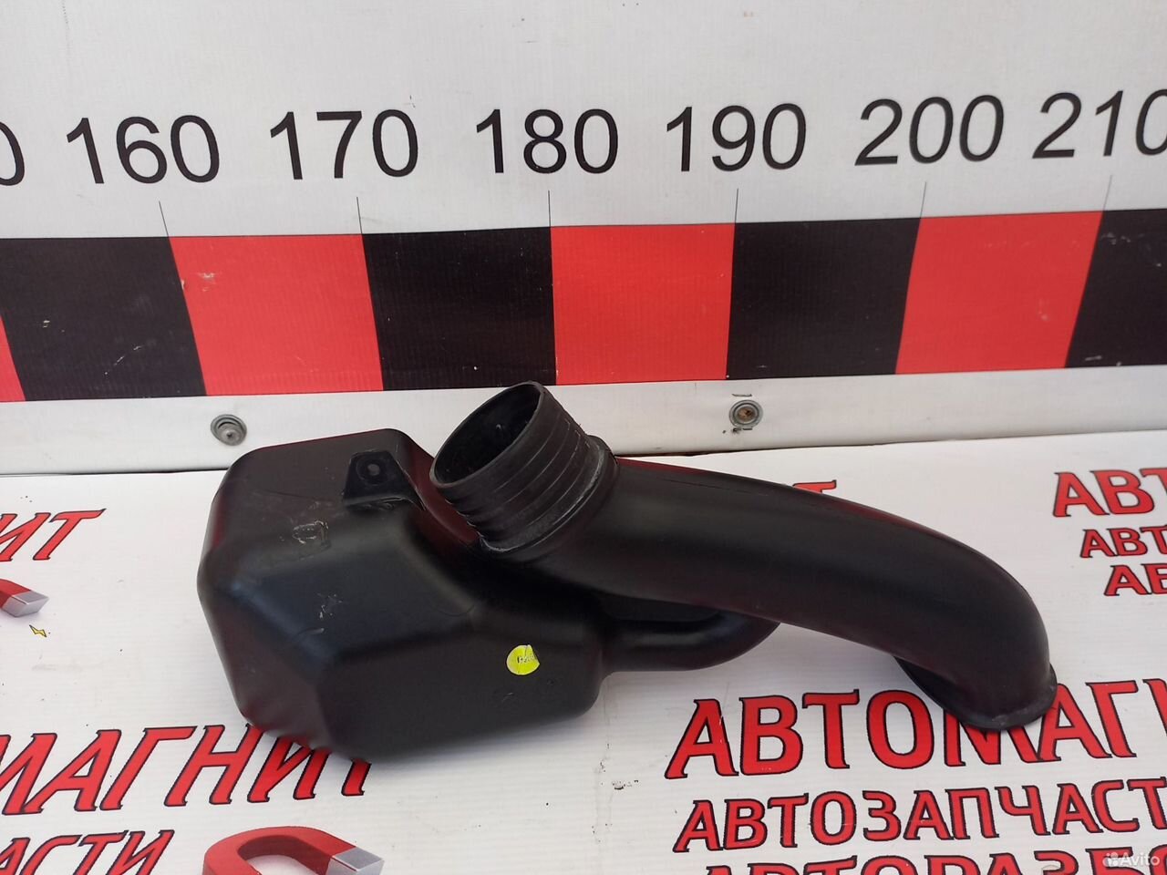 Резонатор воздушного фильтра Фольксваген Поло 6