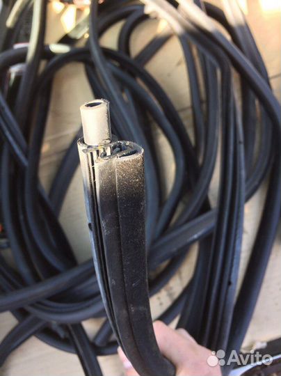 Nissan Almera N16 уплотнители дверей (комплект)