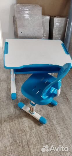 Растущий стол и стул для школьника