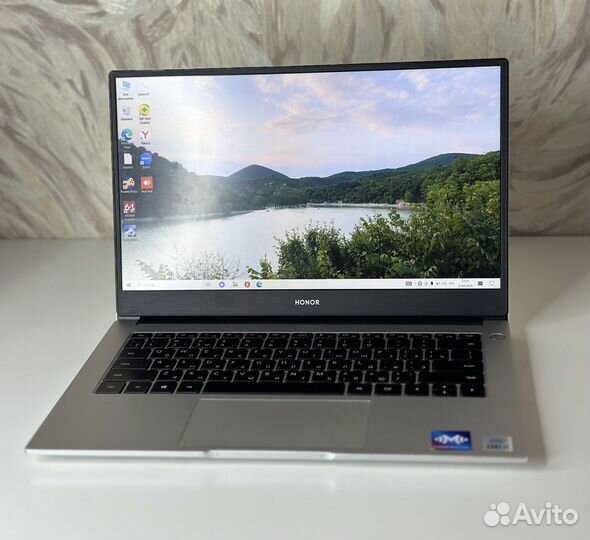 Honor MagicBook X14 i5 10210U 8GB 256GB