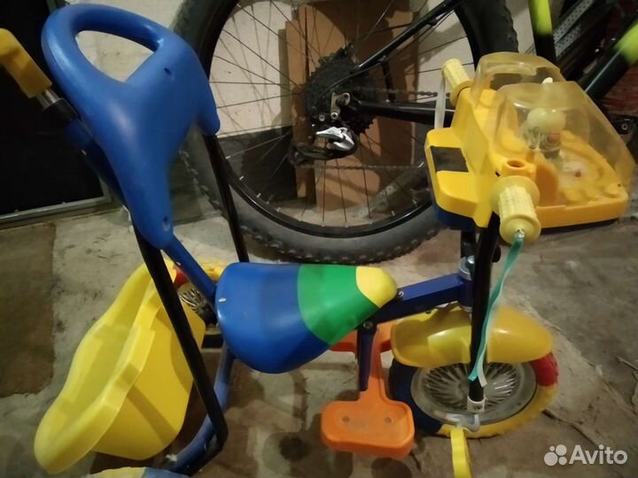 Трехколесный велосипед бу
