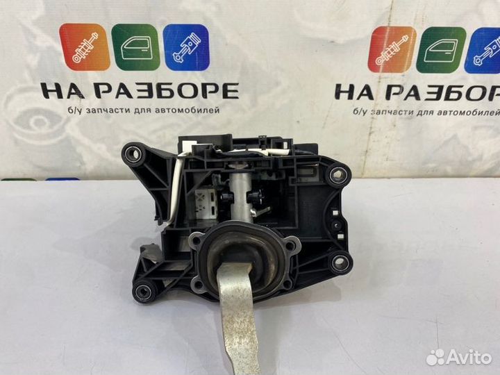 Селектор АКПП Toyota Land Cruiser 200 2UZ-FE 2010