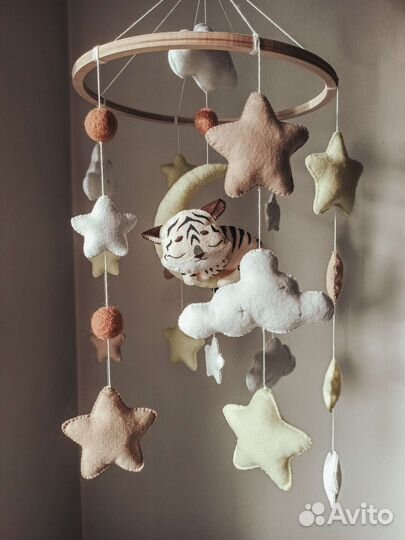 Мобиль ручной работы на заказ