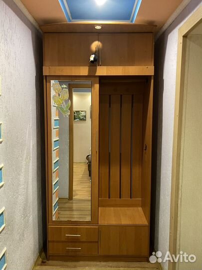 Шкаф в прихожую