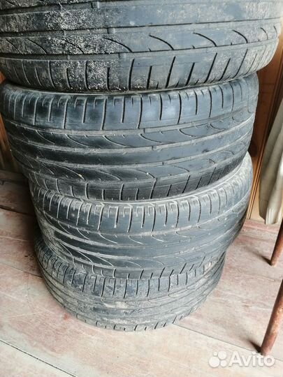 Bridgestone Dueler H/P Sport 235/55 R17