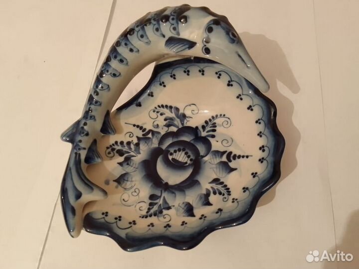 Икорница с рыбкой Гжель