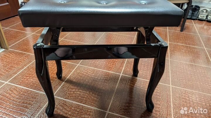 Банкетка для пианино регулируемая по высоте