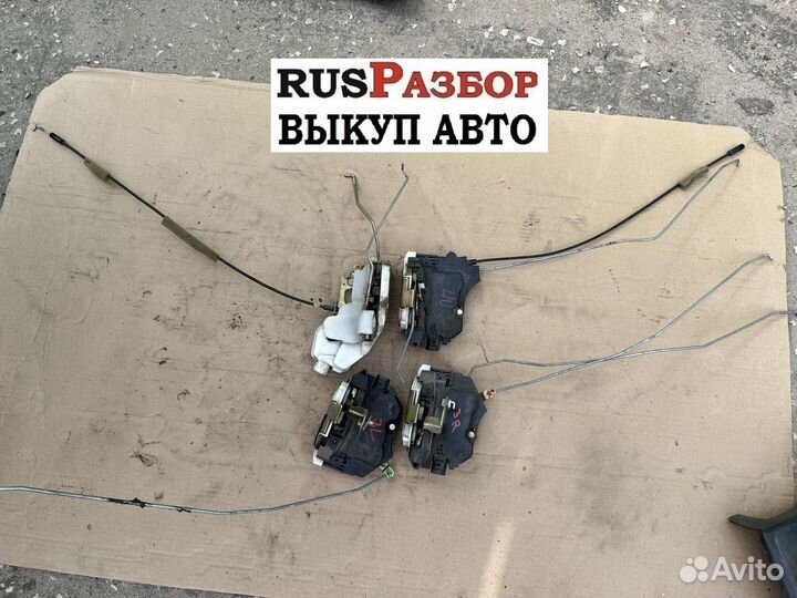 Замок двери Мицубиси Лансер 9