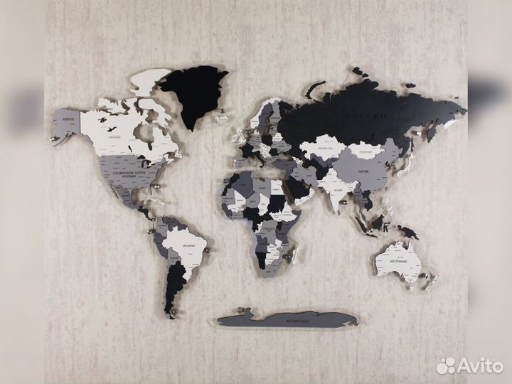 Карта мира из дерева с подсветкой