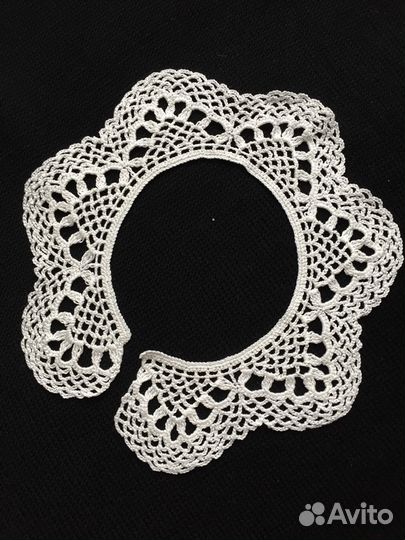 Воротник кружевной вязаный