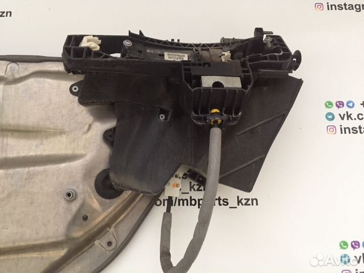 Замок двери Mercedes W204 W212