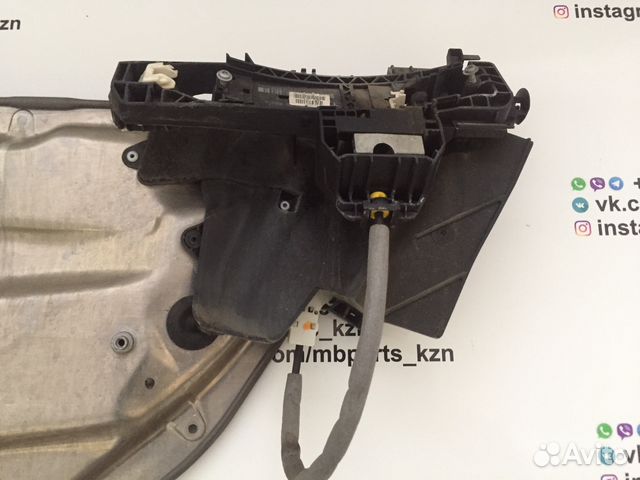 Замок двери Mercedes W204 W212