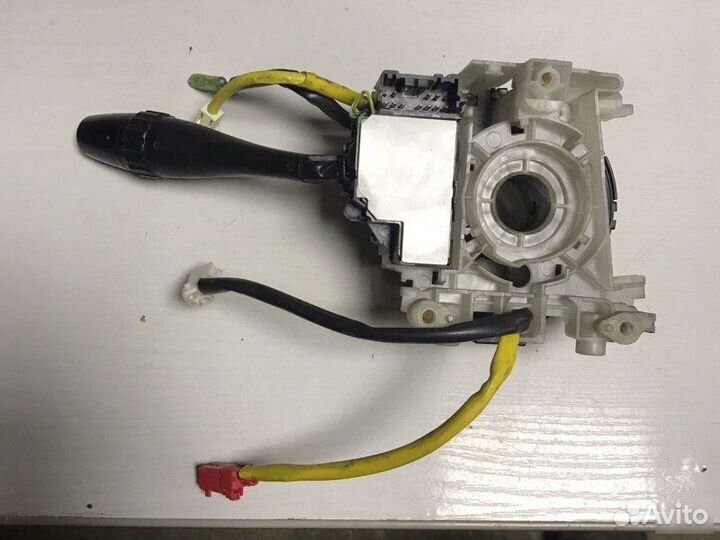 Переключатель подрулевой Mitsubishi Pajero