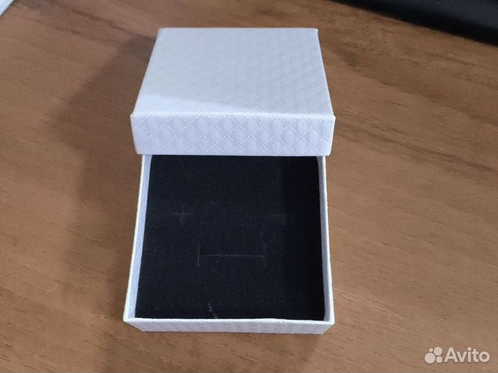 Коробка для бижутерии