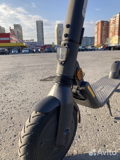 Электросамокат Ninebot KickScooter E25A