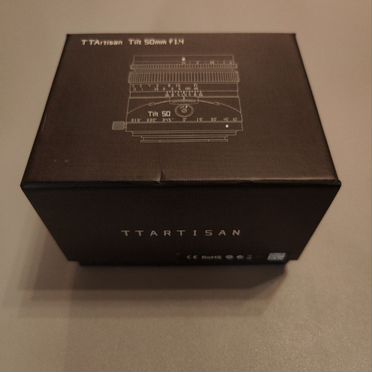 Объектив TTartisan 50 мм F1.4 Tilt (Canon RF)