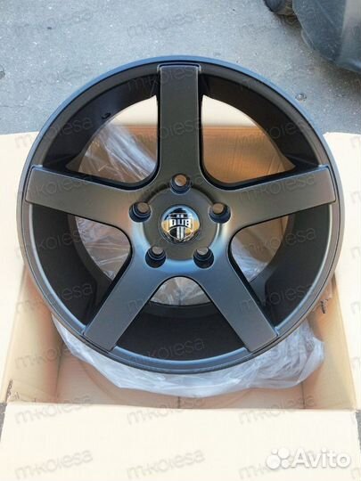 NEW диски DUB Toyota 200 lexus R24 Black