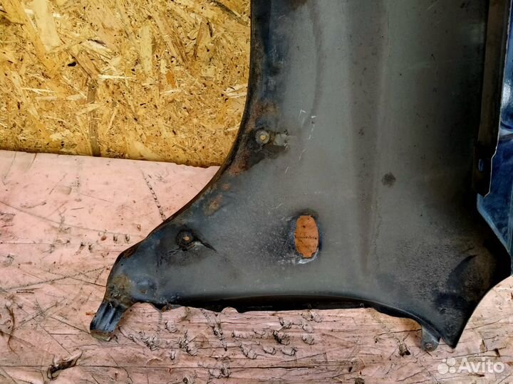 Крыло переднее правое Subaru Forester S10