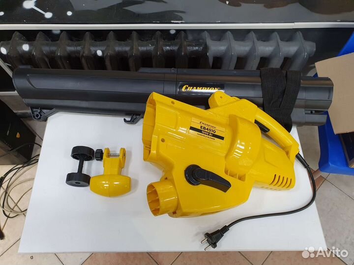 Электрический пылесос-воздуходув Champion EB4510