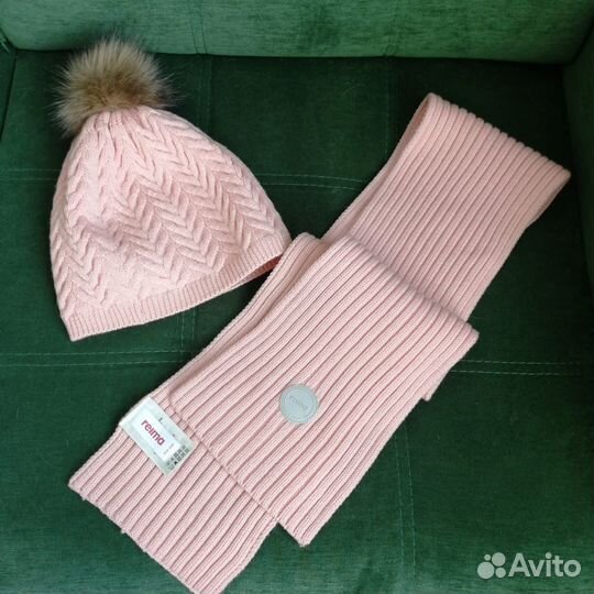 Комплект шапка и шарф Reima для девочки