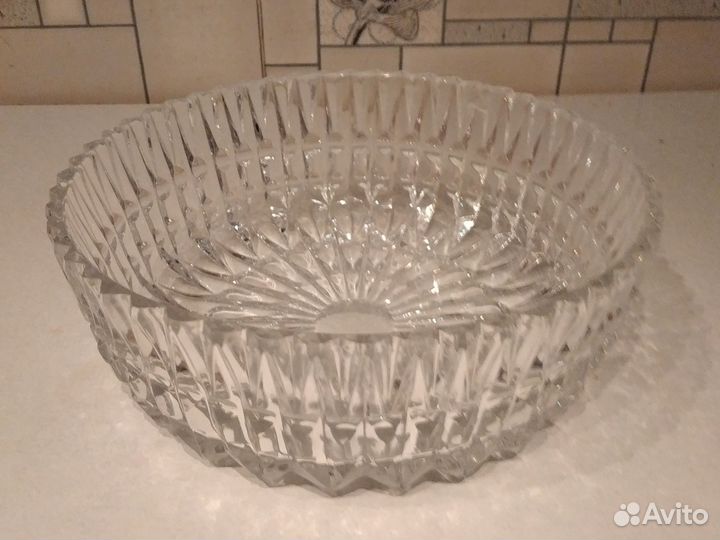 Хрустальная салатница