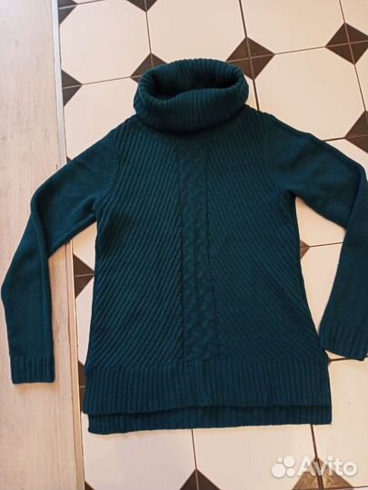 Женские вещи и обувь