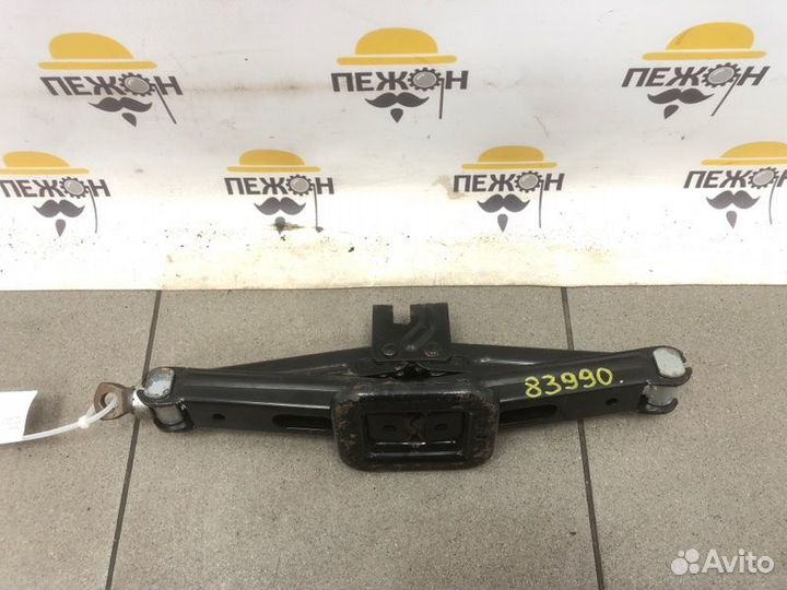 Домкрат Kia Rio хэтчбек 1.4 2010