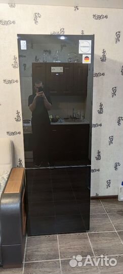 Холодильник Bosch KGN49LB20R