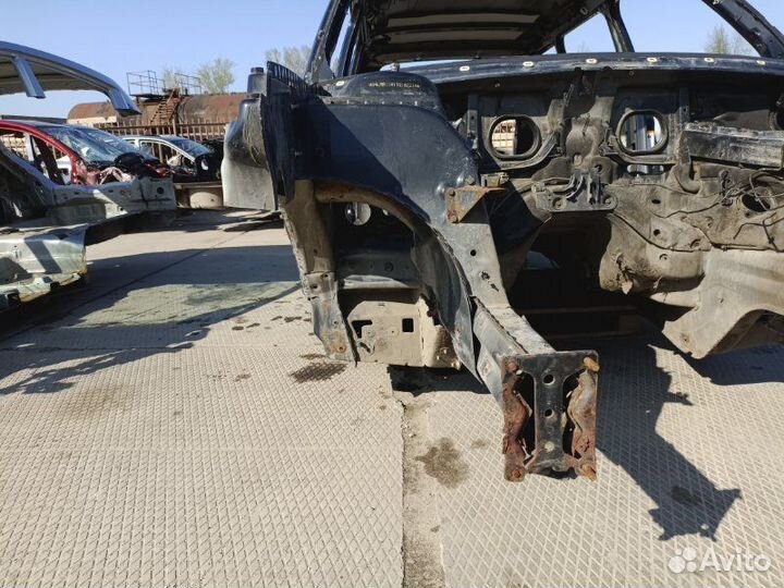 Лонжерон передний правый Land Rover Range Rover