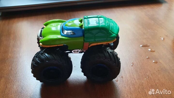 Машинки для мальчика одним лотом