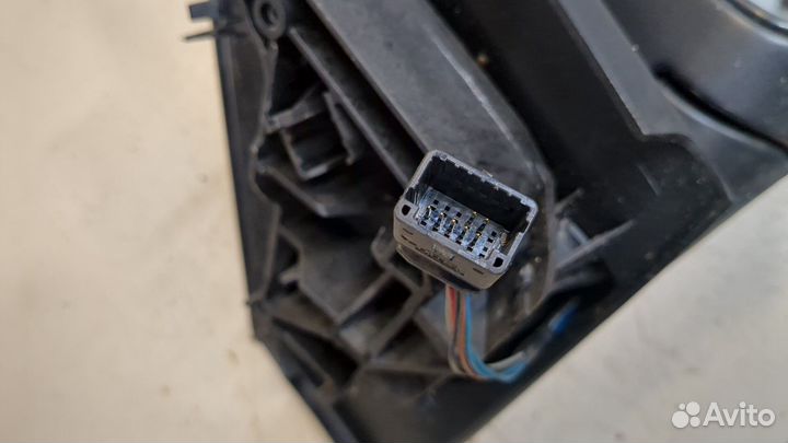 Зеркало боковое правое Renault Megane 3, 2009