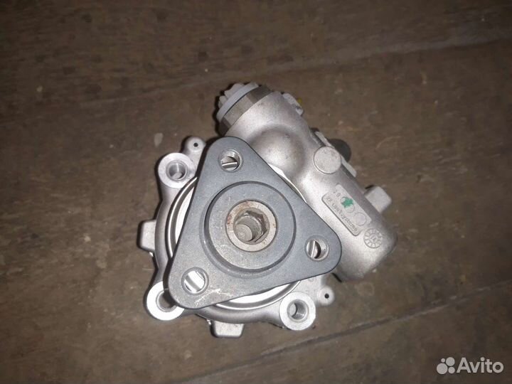 Насос гур новый