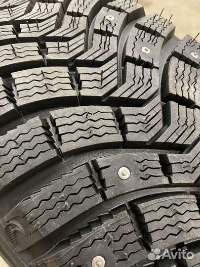 Michelin Latitude X-Ice North 2 + 215/70 R16 100T