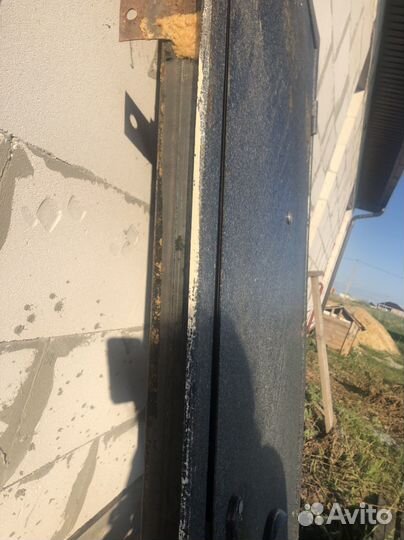 Дверь входная металлическая