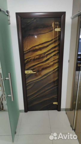 Межкомнатные двери (закалённое стекло) Разные разм