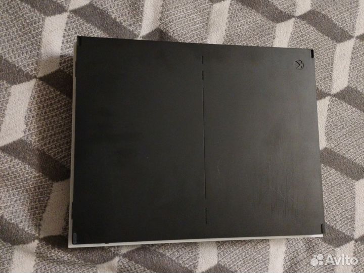 Xbox One на 512 Гб памяти