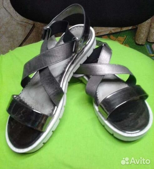 Сандалии,туфли и кеды для девочки,36-37размер