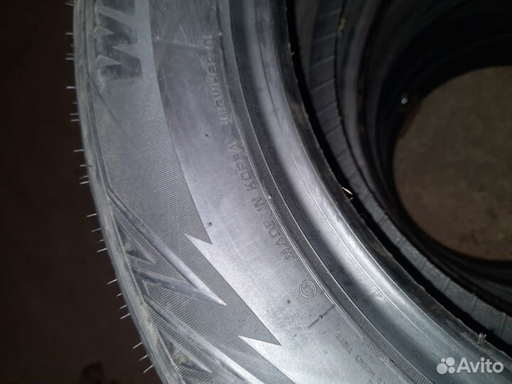 Nexen Winguard WinSpike WH62 215/60 R16 99T