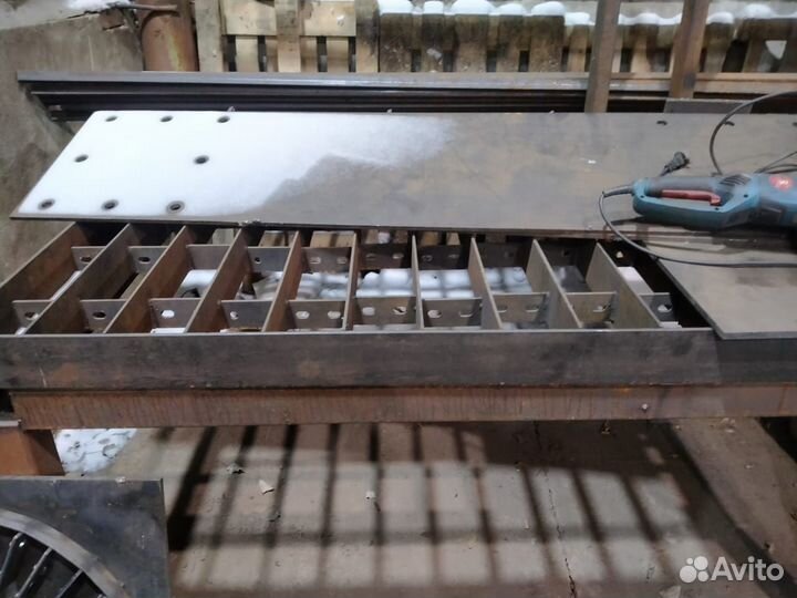 Стол для резки и сварки