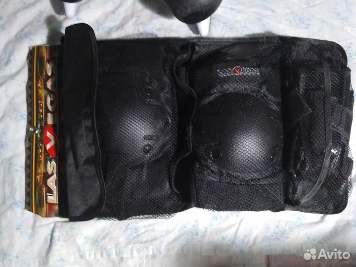 Коньки хоккейные 39 размер