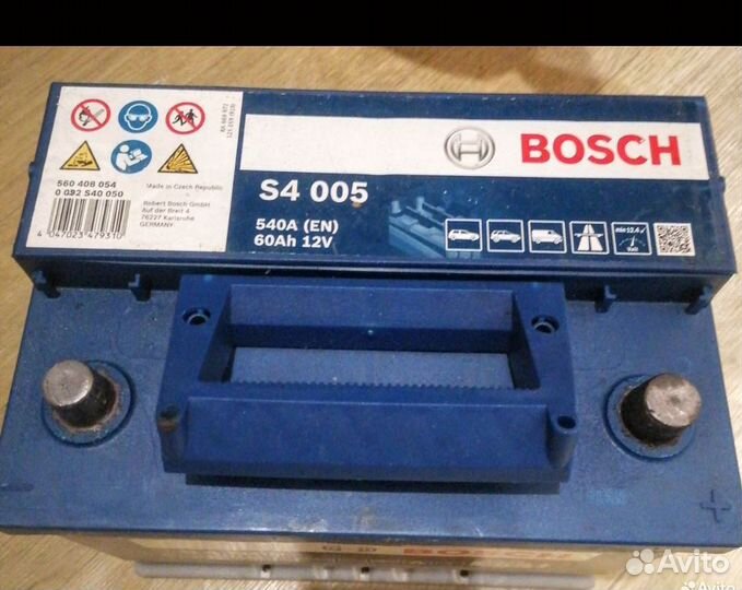 Аккумуляторы 60 ah Bosch, Акком (2 шт)