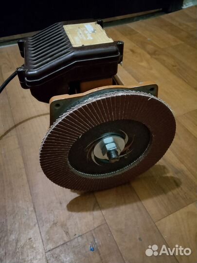 Электродвигатель 220в двигатель заточной станок