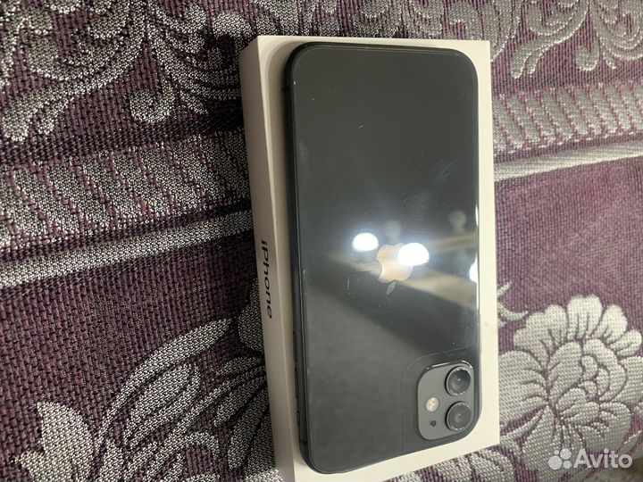 iPhone 11, 128 ГБ