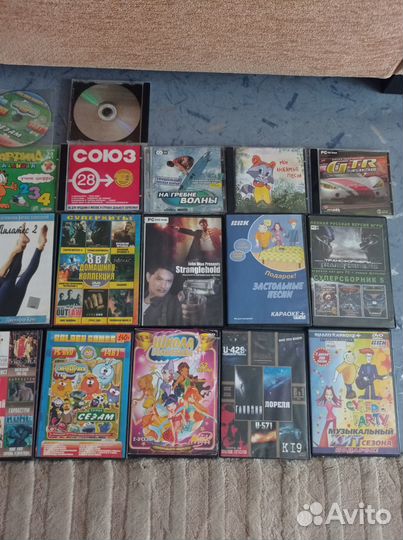 Аудио и видео диски и кассеты