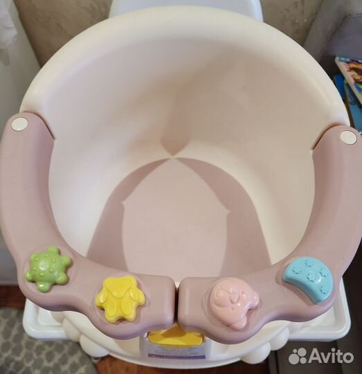 Стульчик для купания в ванной