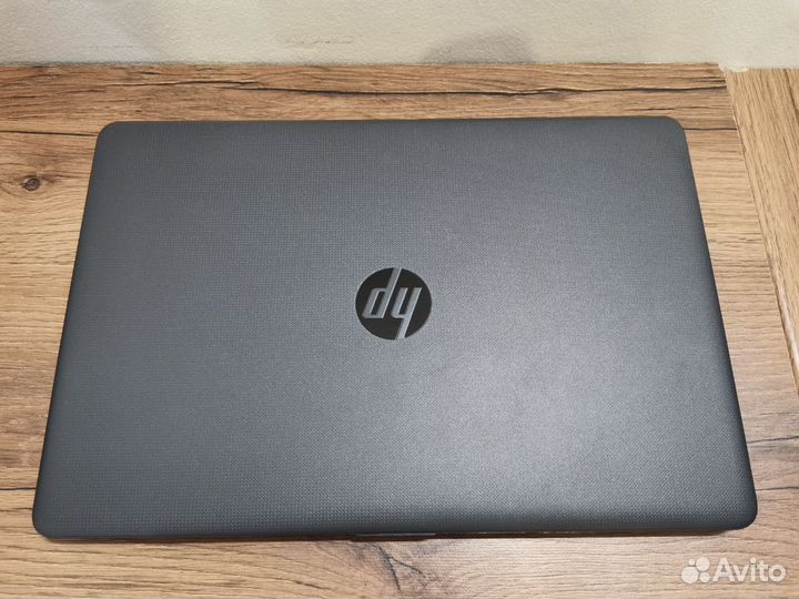 Ноутбук HP 250 G6 Intel i3 / 8 GB / 240 Gb