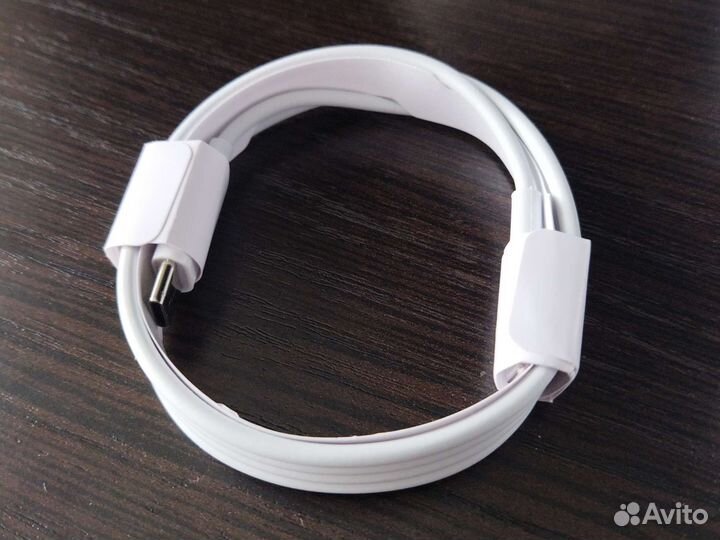 Кабель Apple USB Type-C - Lightning