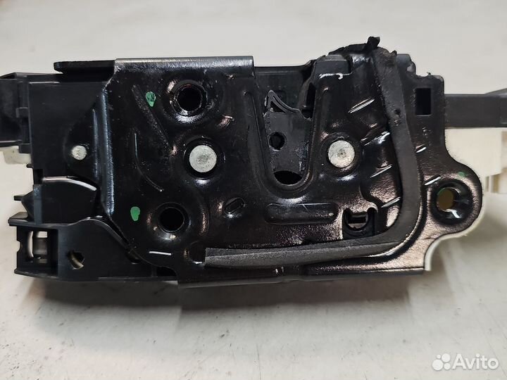 Замок двери 5N2837016C Volkswagen